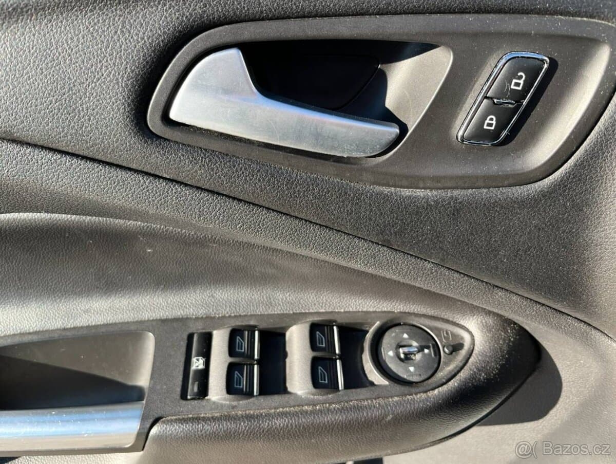 2013 Ford KUGA - 10