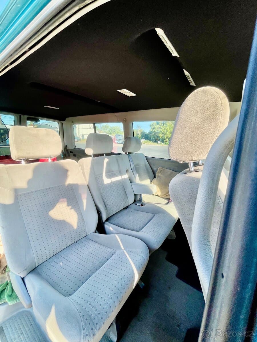 2000 Volkswagen CARAVELLE - 10