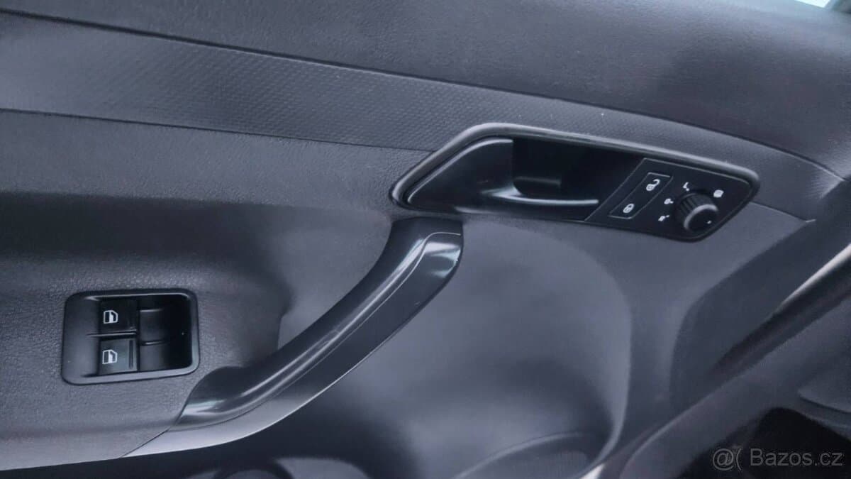 2011 Volkswagen CADDY - 10