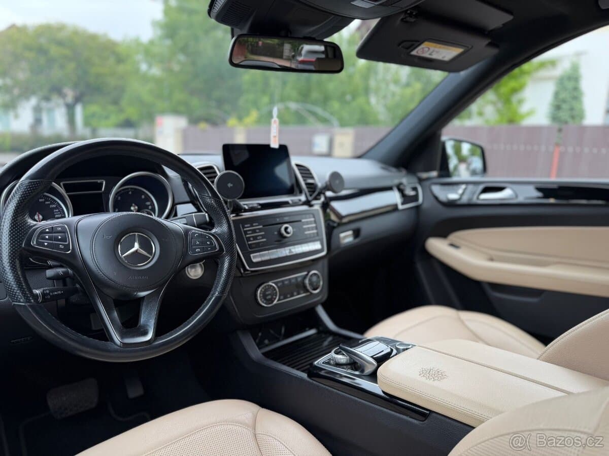 2017 Mercedes-Benz GL - 10