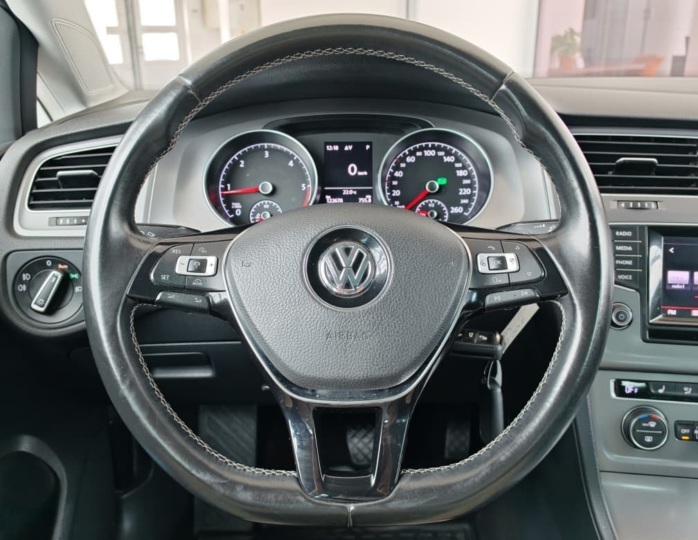 2015 Volkswagen GOLF - 10