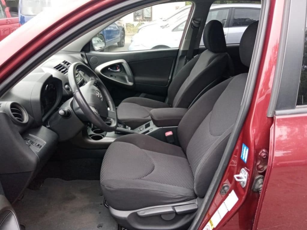2010 Toyota RAV4 - 10