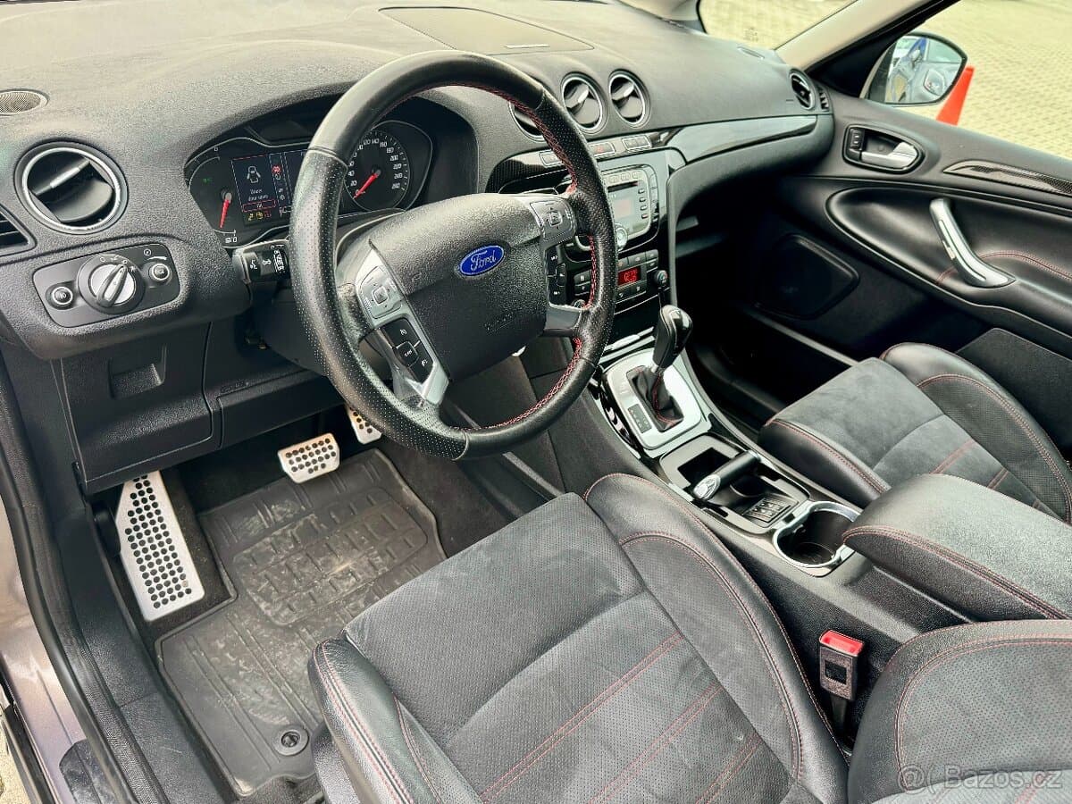 2012 Ford S-MAX - 10