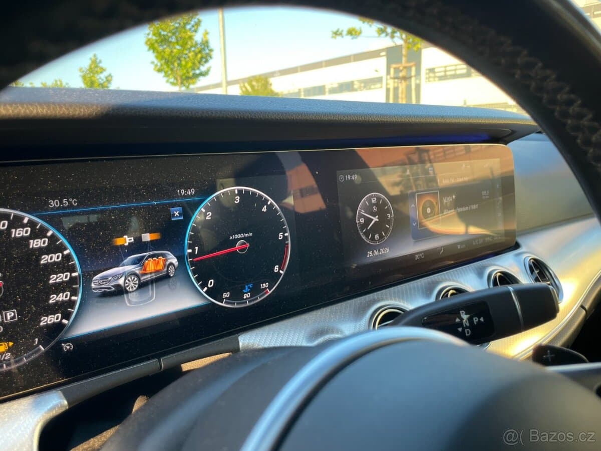 2019 Mercedes-Benz OSTATNÍ - 10