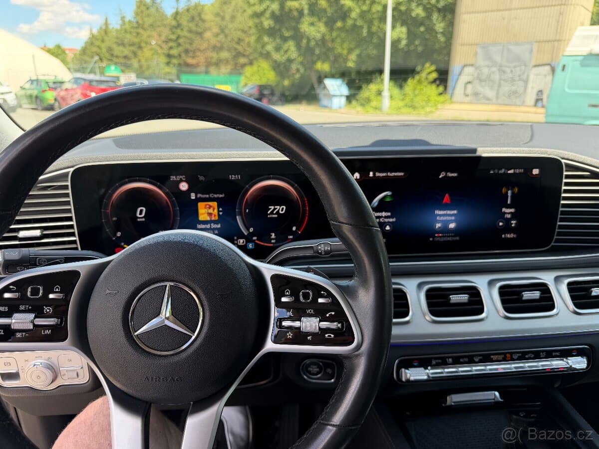 Mercedes-Benz GL - 10
