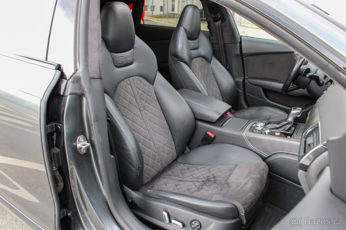 2016 Audi S7 - 10