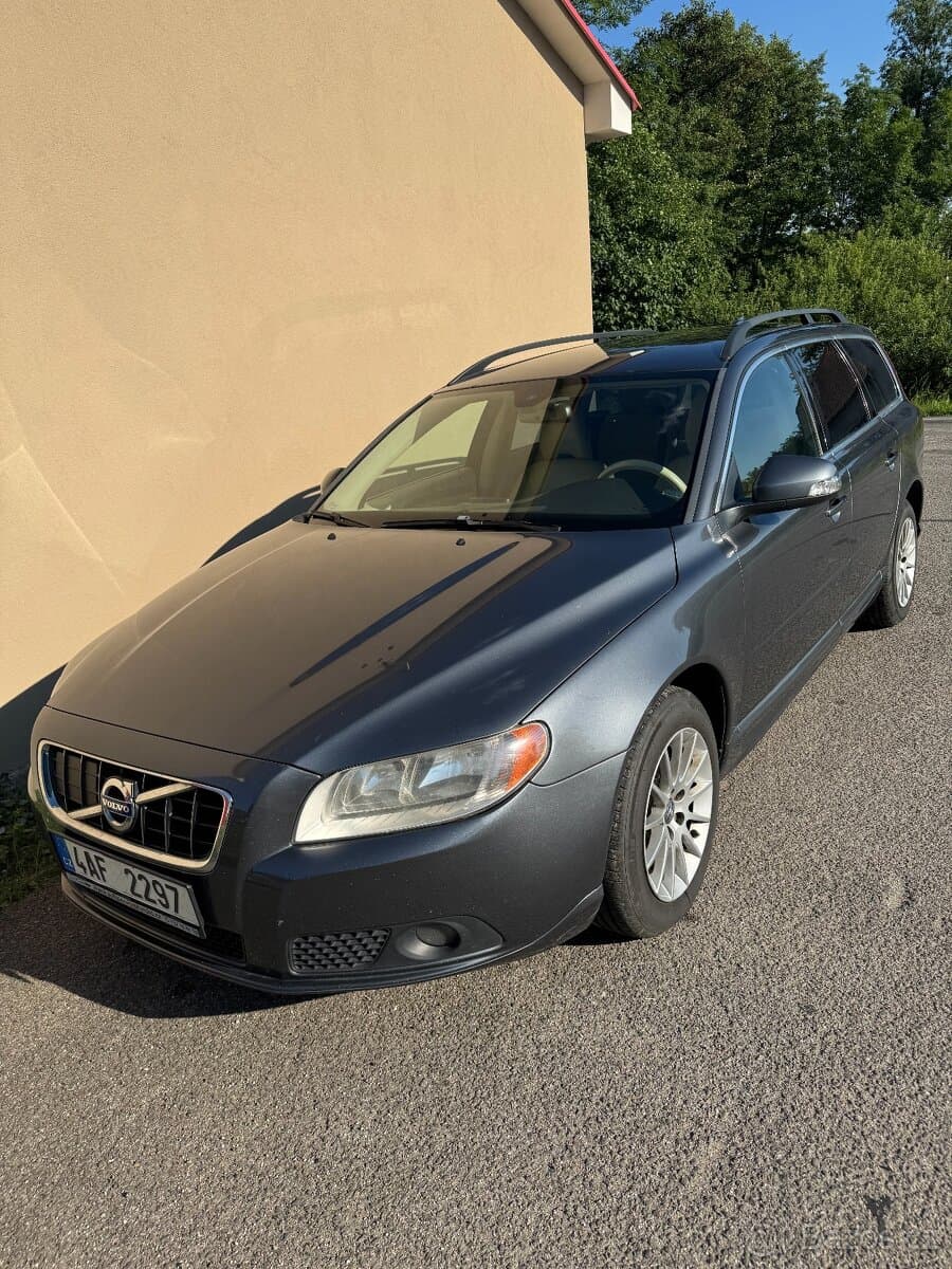 2009 Volvo V70 - 10