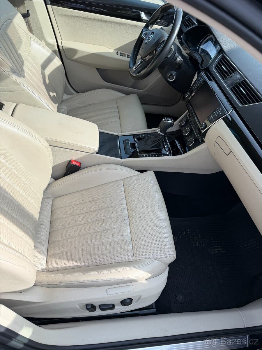 2016 Škoda SUPERB - 10