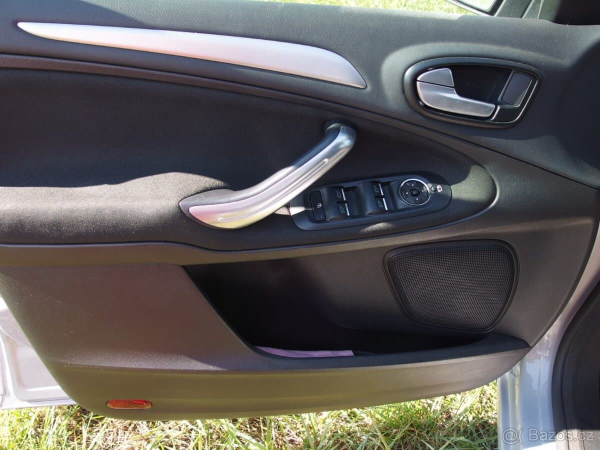 2010 Ford GALAXY - 10