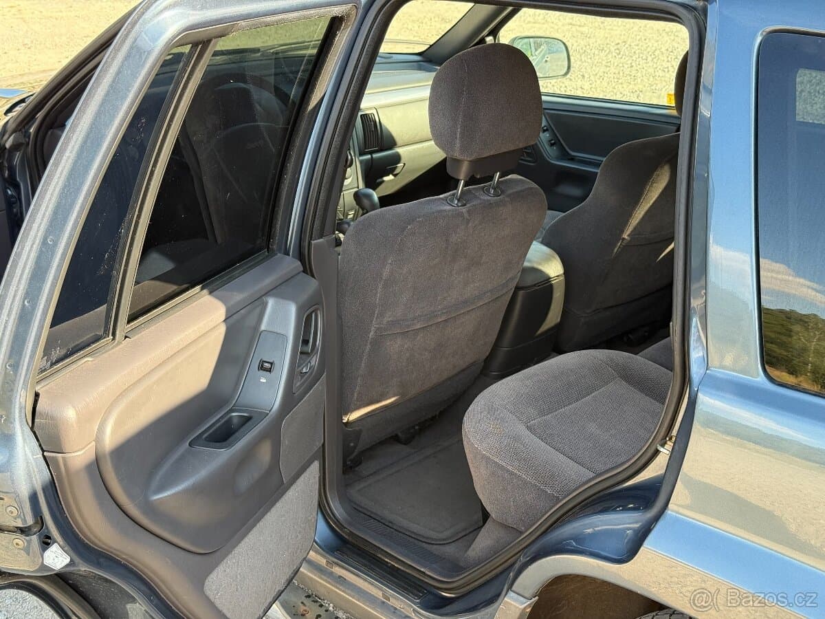 Jeep CHEROKEE - 10