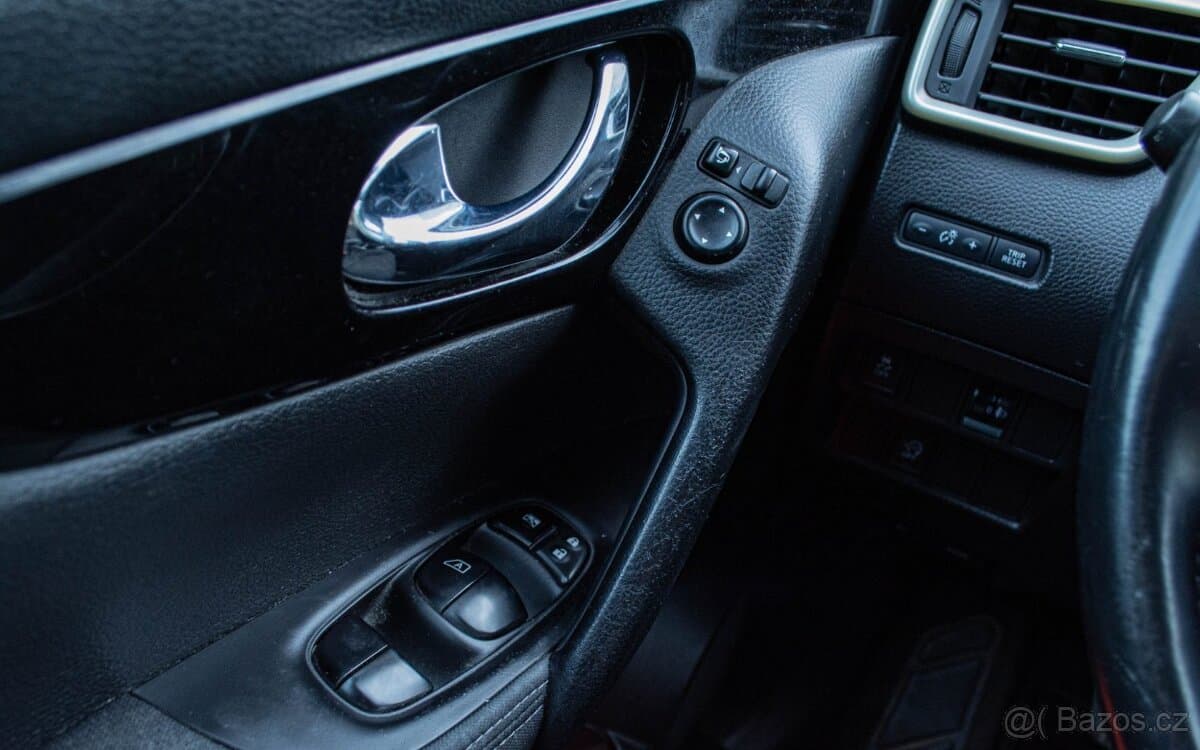 2014 Nissan QASHQAI - 10