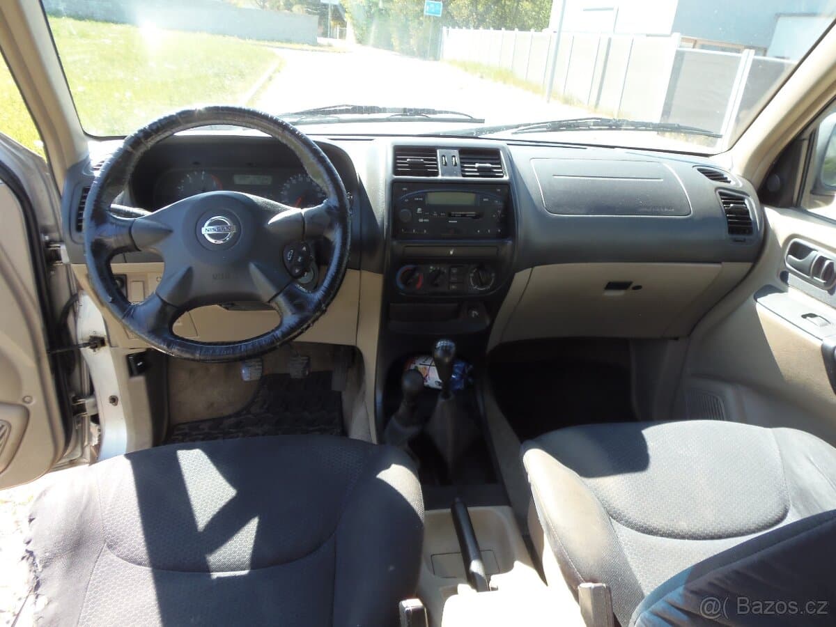 2004 Nissan OSTATNÍ - 10