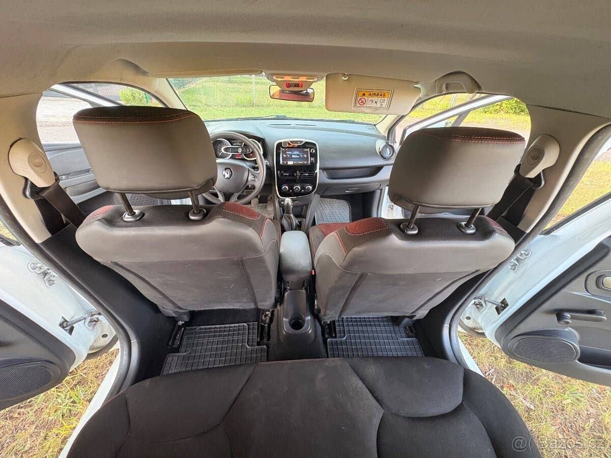 2015 Renault CLIO - 10