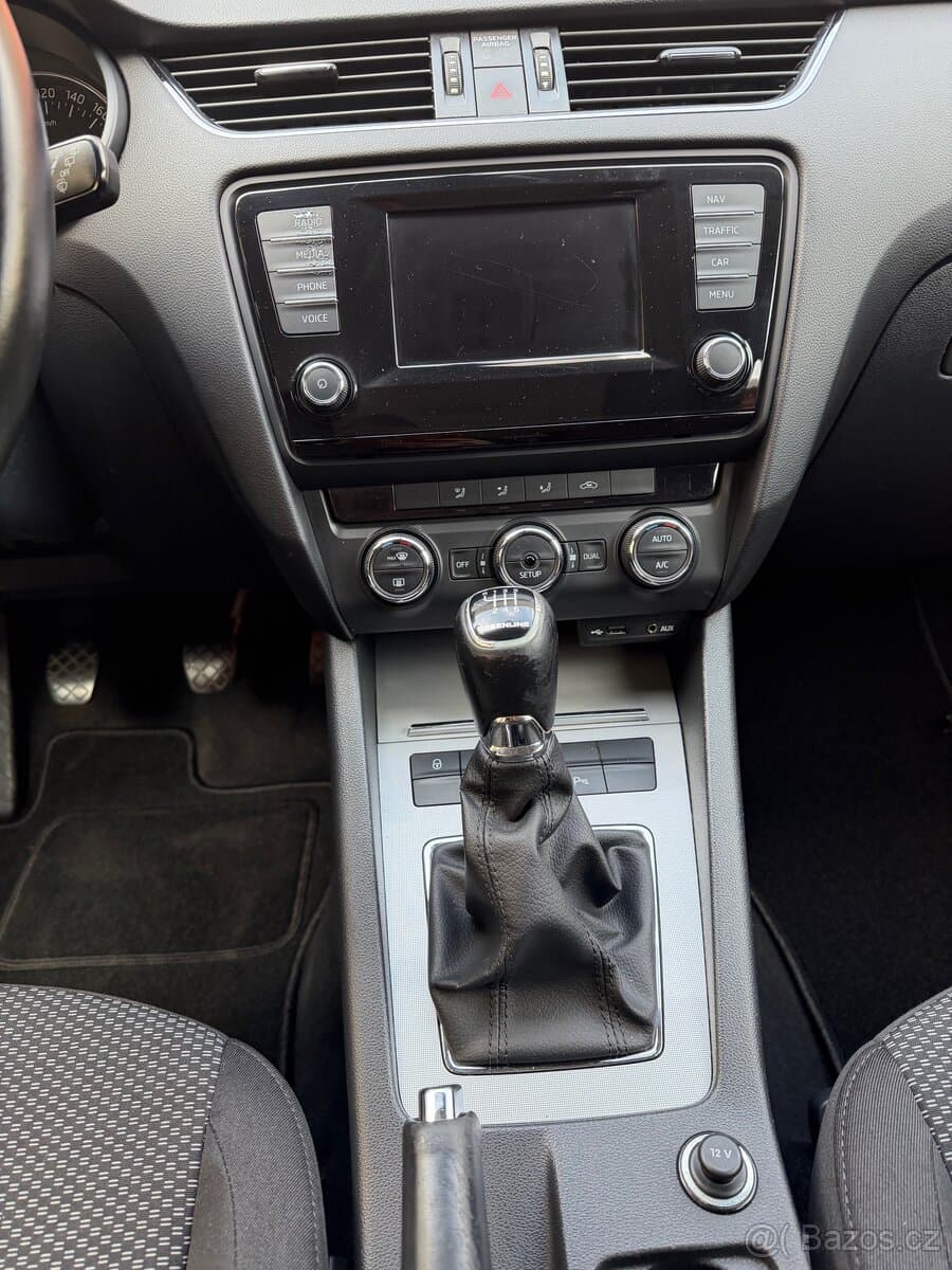 2015 Škoda OCTAVIA - 10