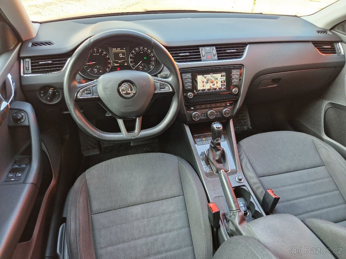 2015 Škoda OCTAVIA - 10