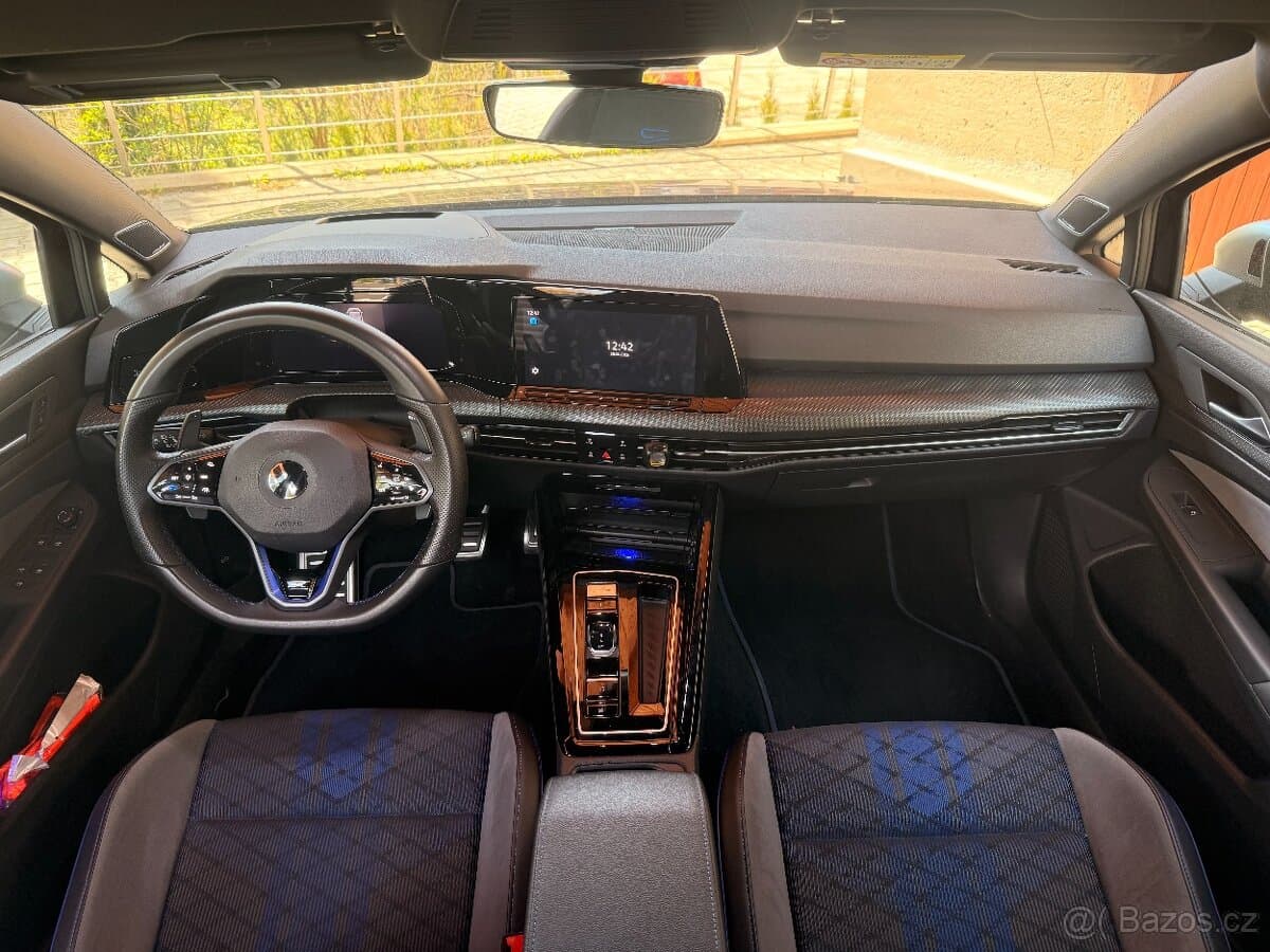 2023 Volkswagen GOLF - 10