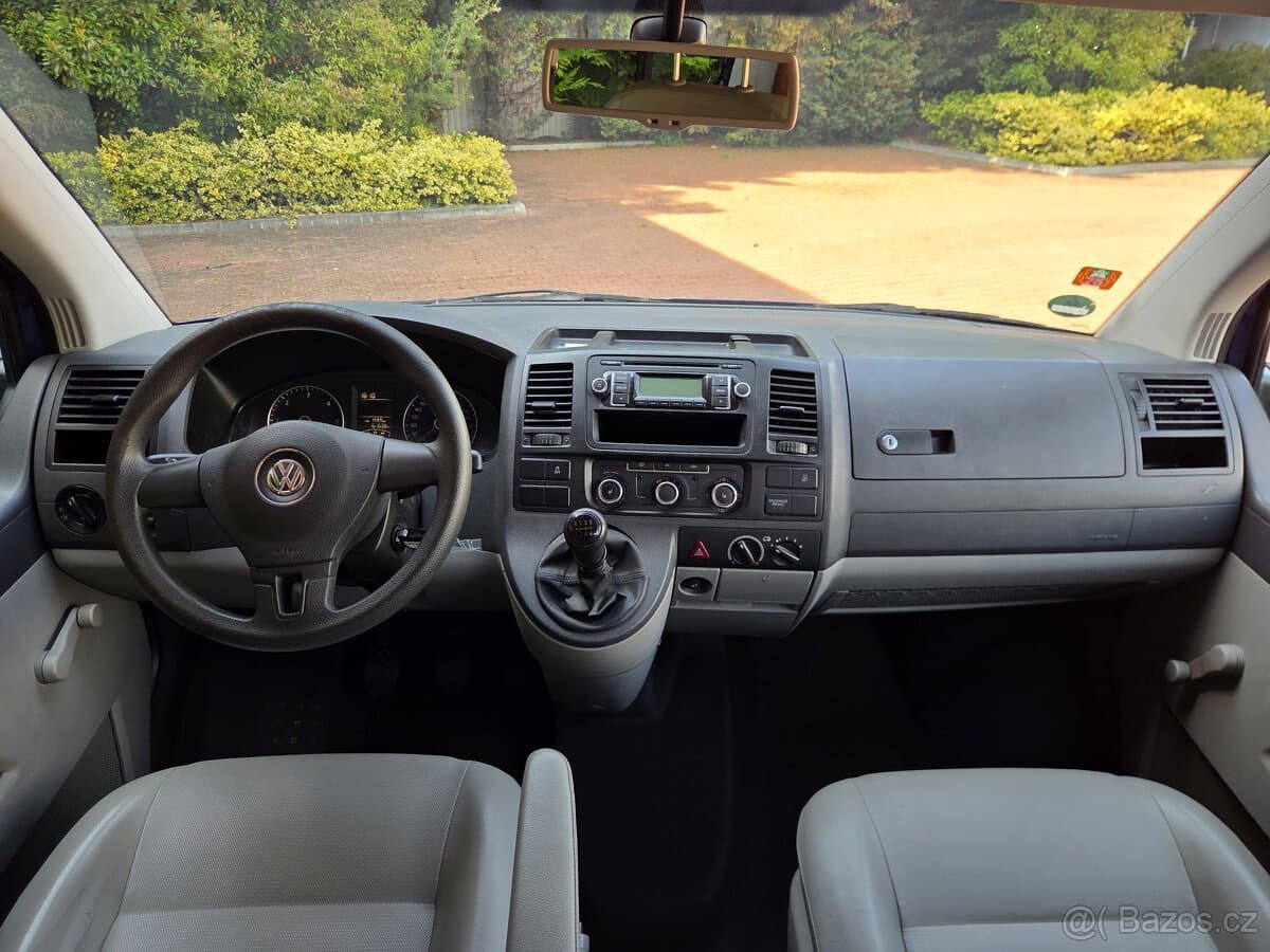 2010 Volkswagen TRANSPORTER - 10