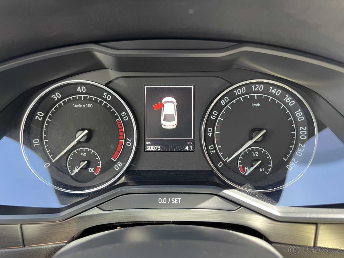 2016 Škoda SUPERB - 10