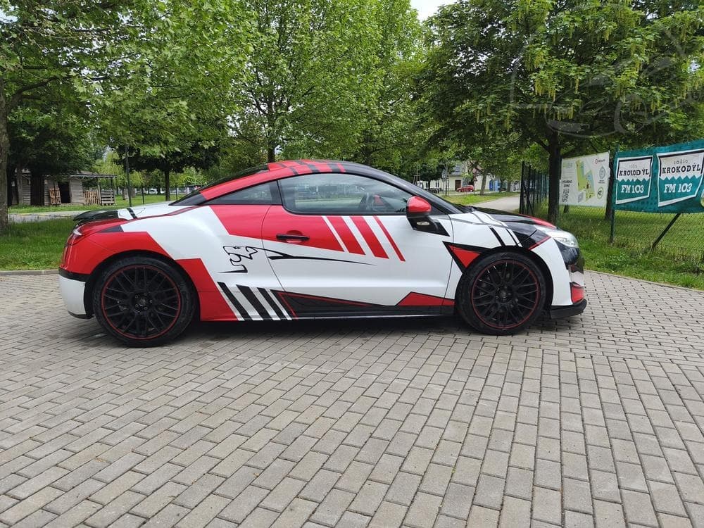 2011 Peugeot RCZ - 10