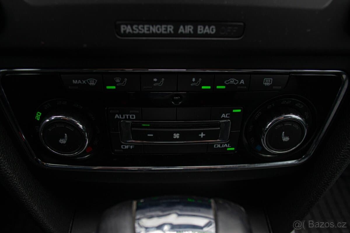 2011 Škoda SUPERB - 10