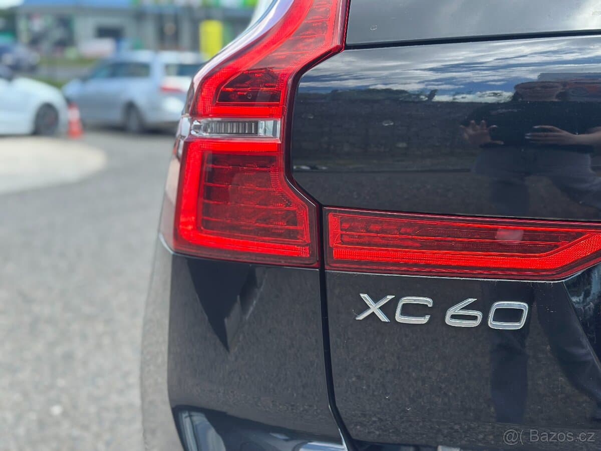 2019 Volvo XC60 - 10