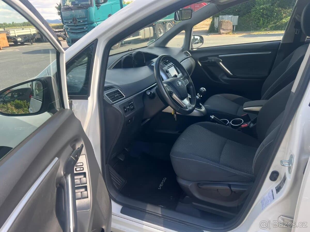 2014 Toyota VERSO - 10