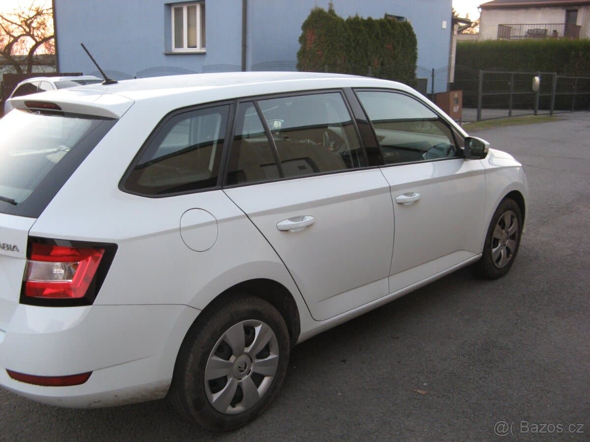 2019 Škoda FABIA - 10