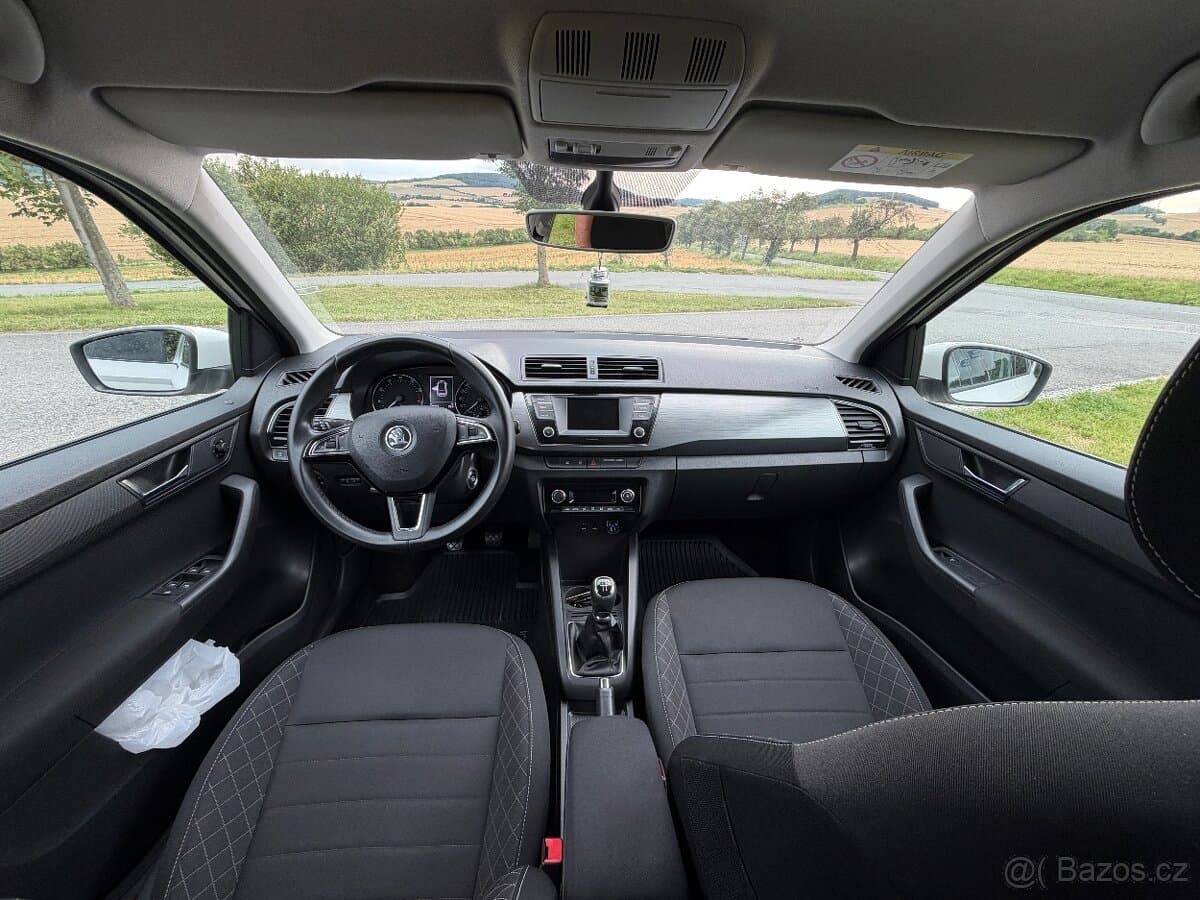 2015 Škoda FABIA - 10