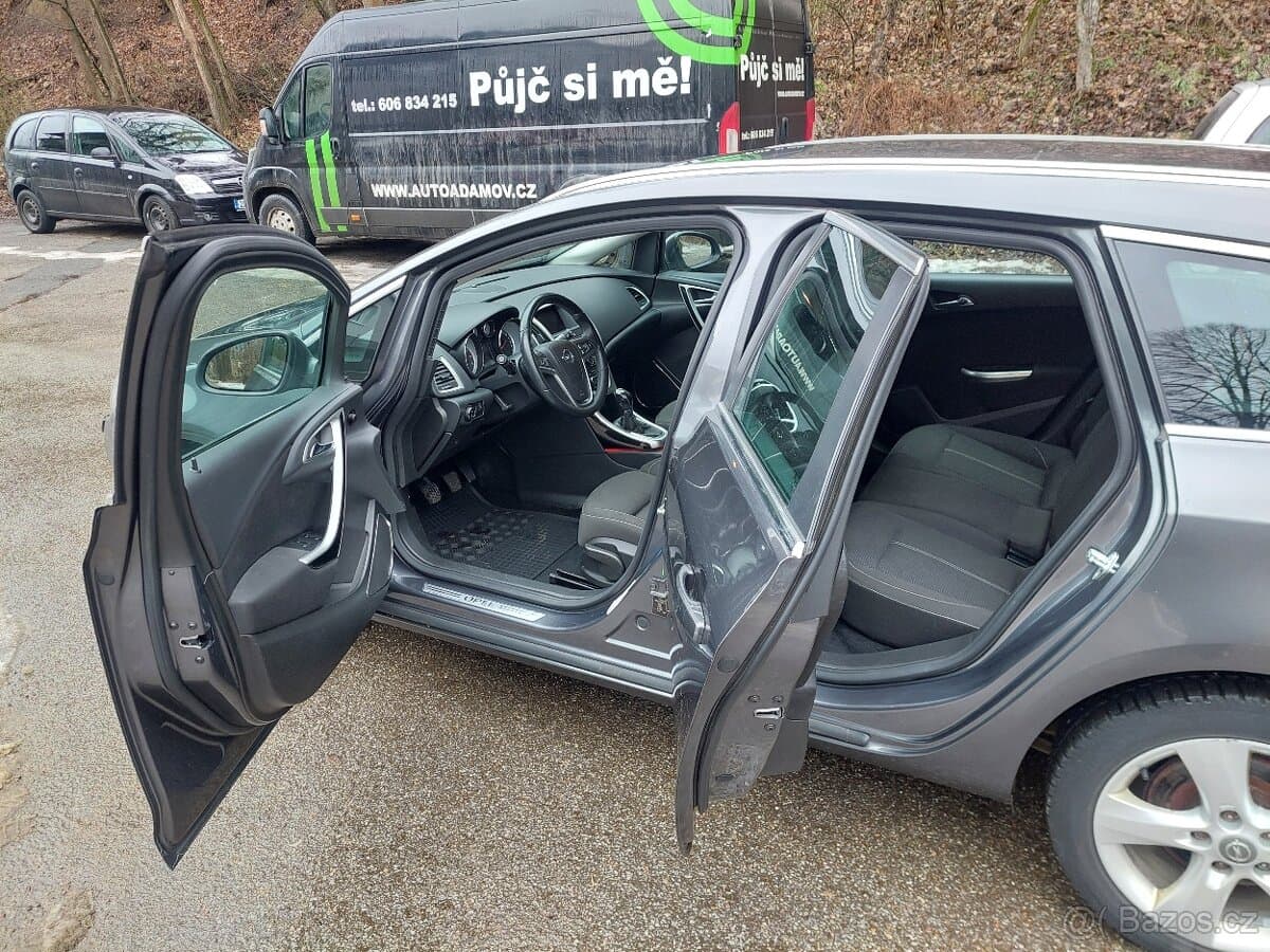 2011 Opel ASTRA - 10