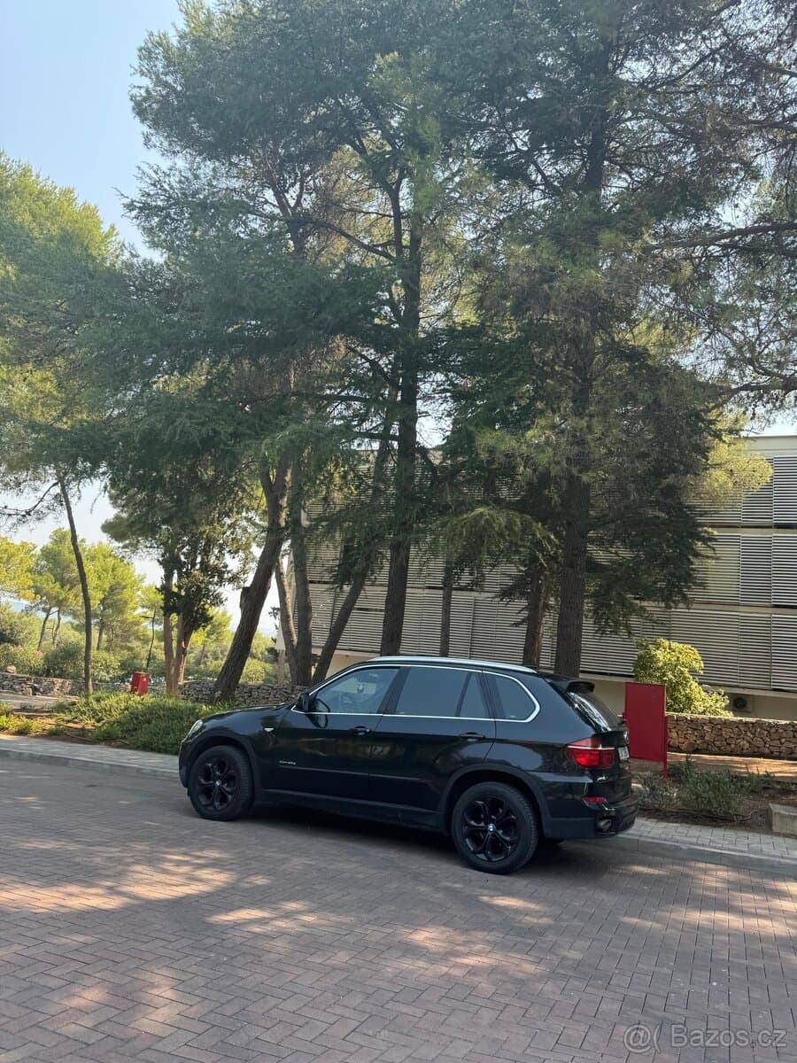 2012 BMW X5 - 10