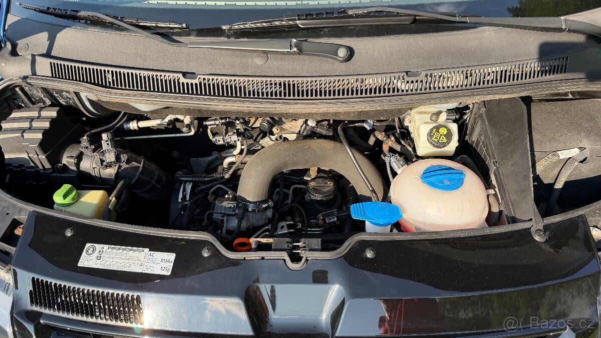 2012 Volkswagen MULTIVAN - 10
