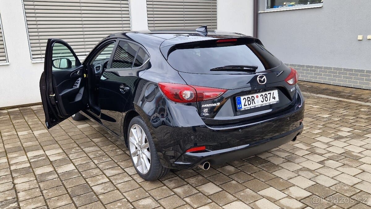 2018 Mazda 3 - 10