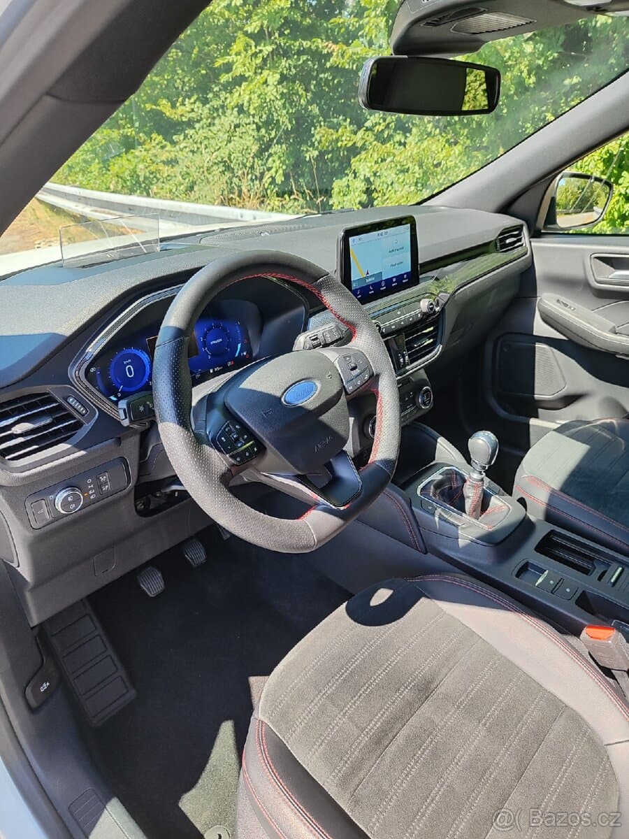 2022 Ford KUGA - 10