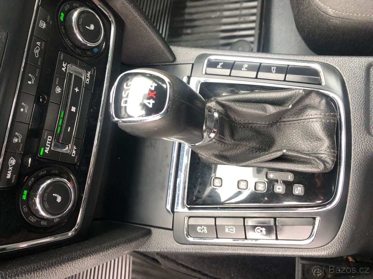 2014 Škoda SUPERB - 10