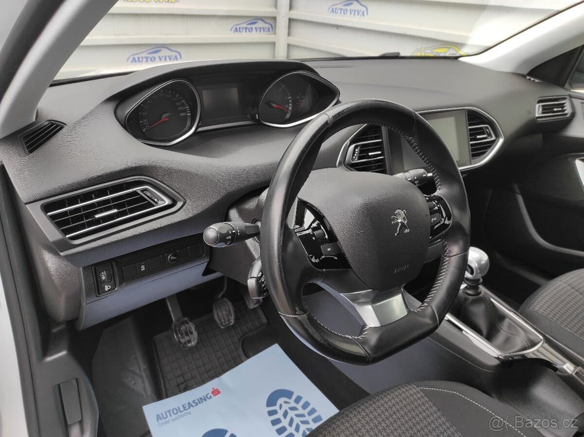 2019 Peugeot 308 - 10