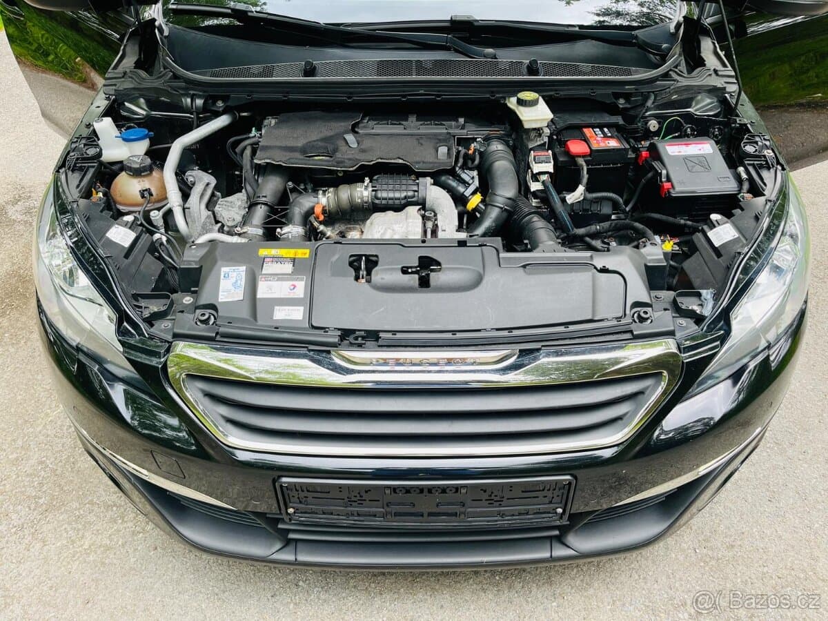 2014 Peugeot 308 - 10