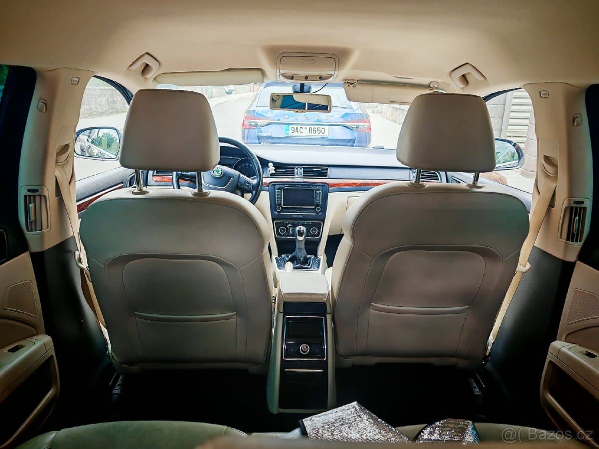 Škoda SUPERB - 10