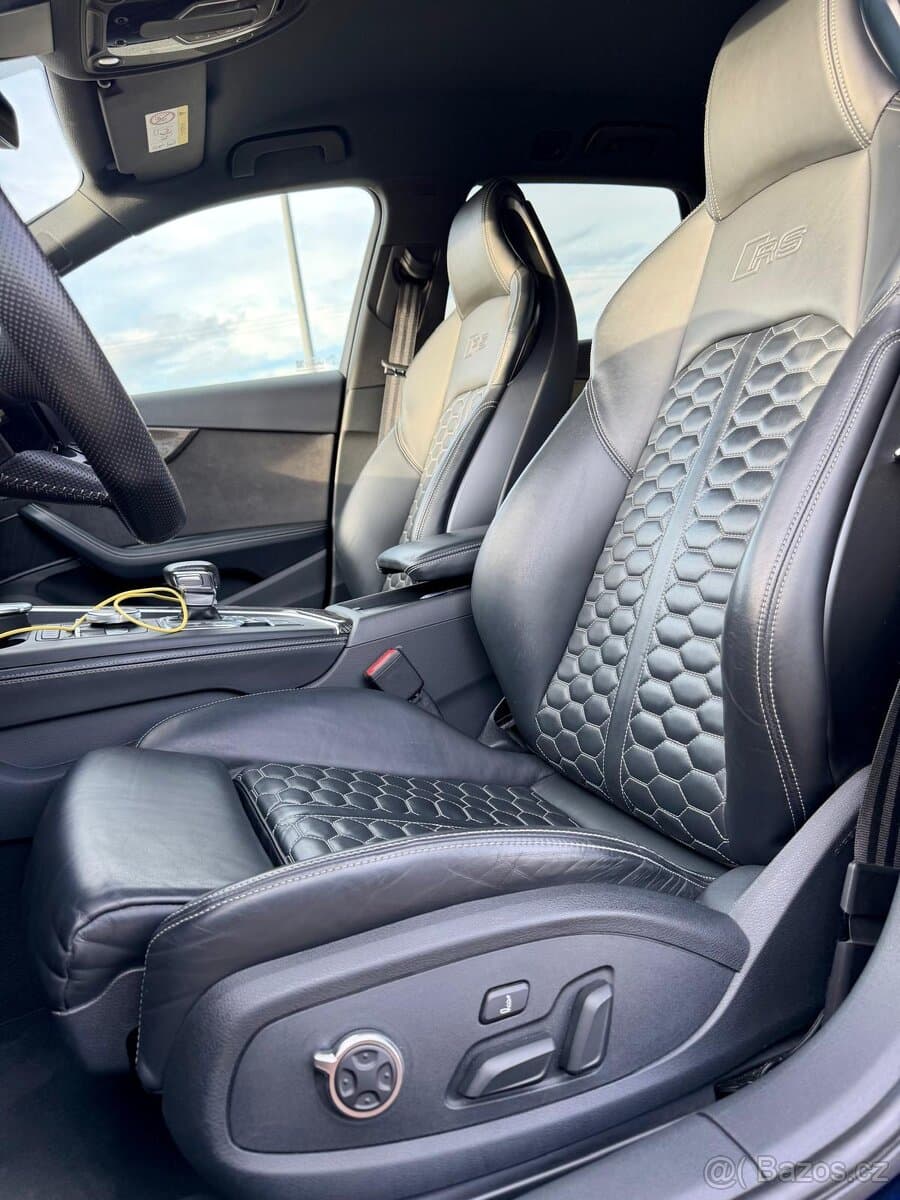 2018 Audi RS4 - 10