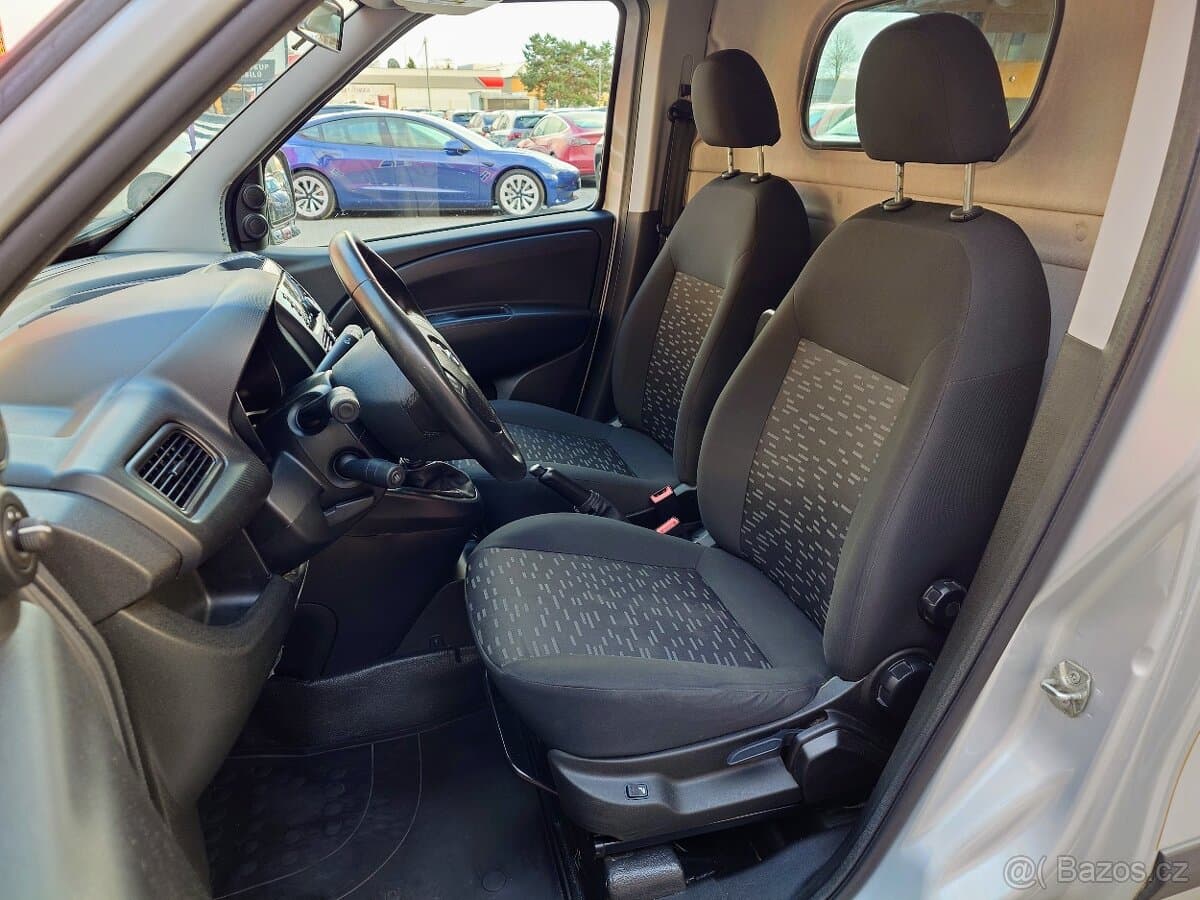 2017 Opel COMBO - 10