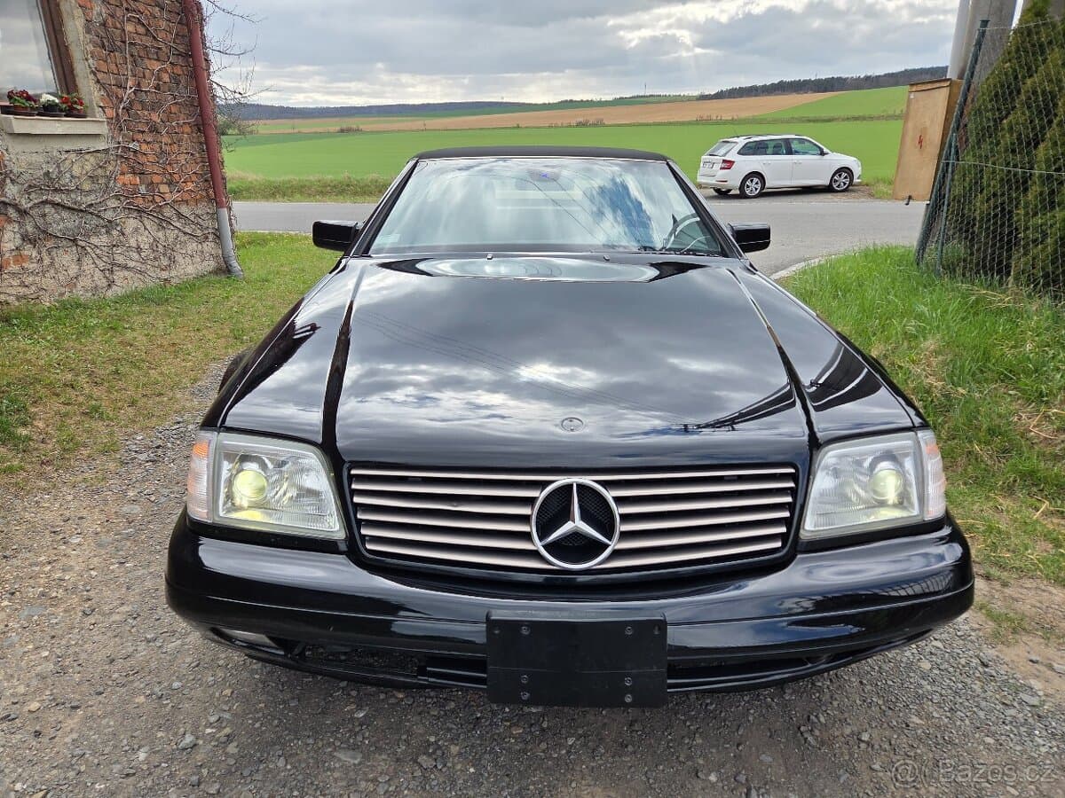 Mercedes-Benz SL - 10