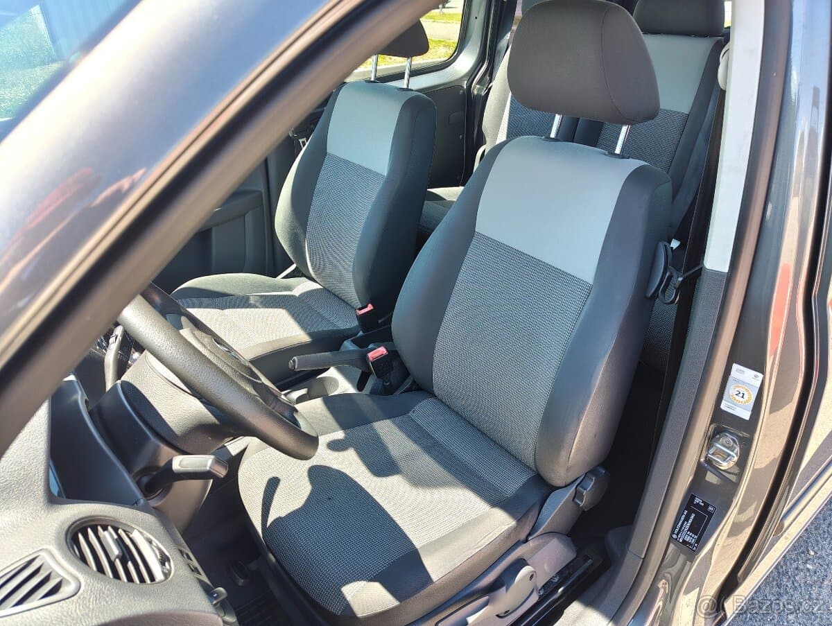 2013 Volkswagen CADDY - 10