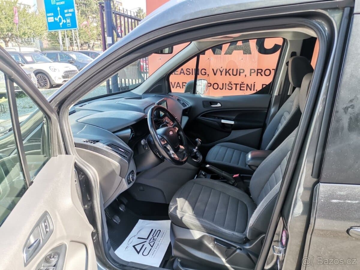2019 Ford TOURNEO - 10