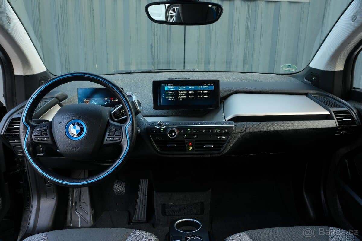 2021 BMW i3 - 10