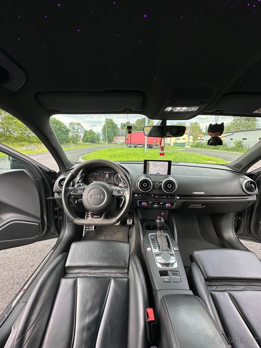 2015 Audi RS3 - 10