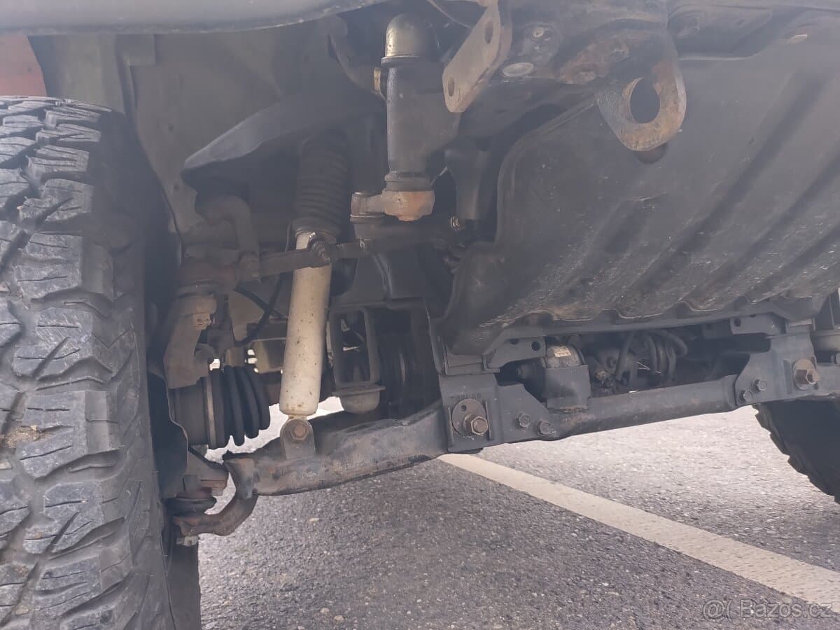1990 Toyota 4RUNNER - 10