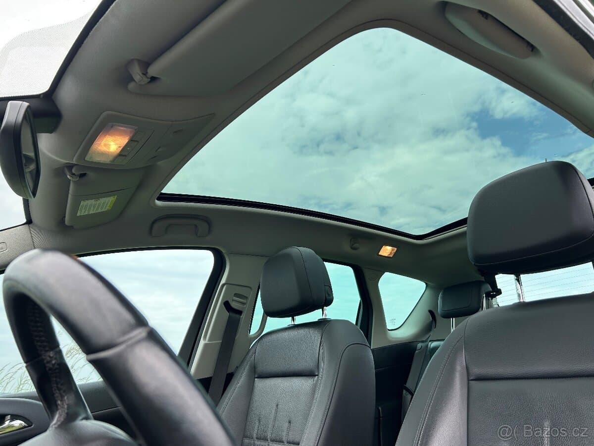 2011 Opel MERIVA - 10