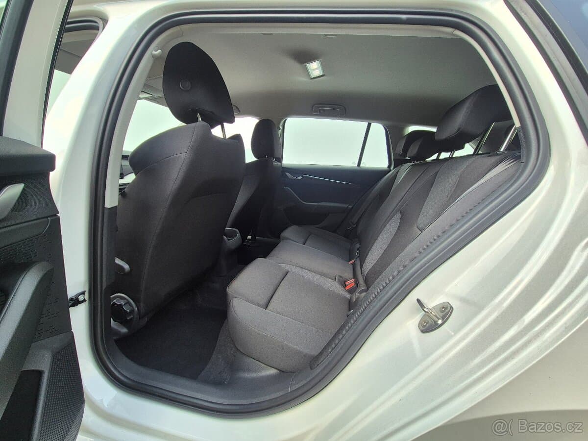 2025 Škoda OCTAVIA - 10