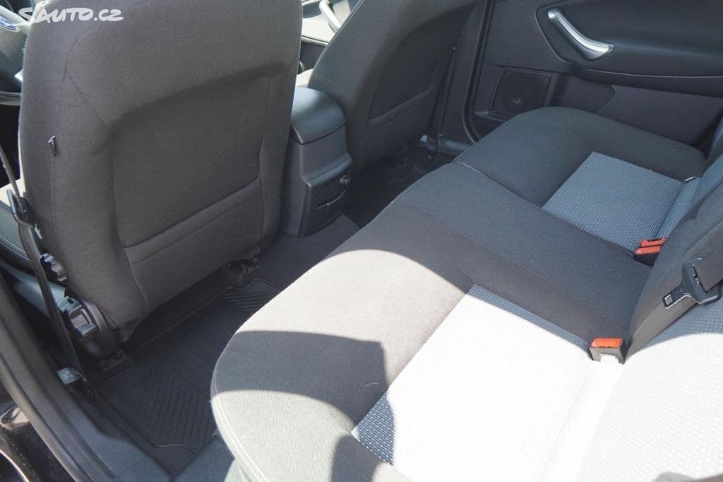 2010 Ford MONDEO - 10