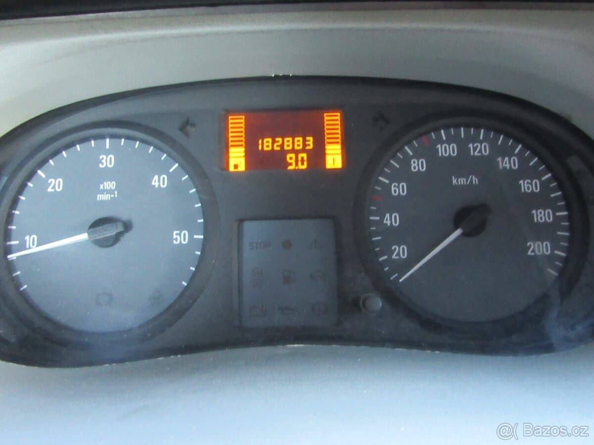 2008 Opel VIVARO - 10