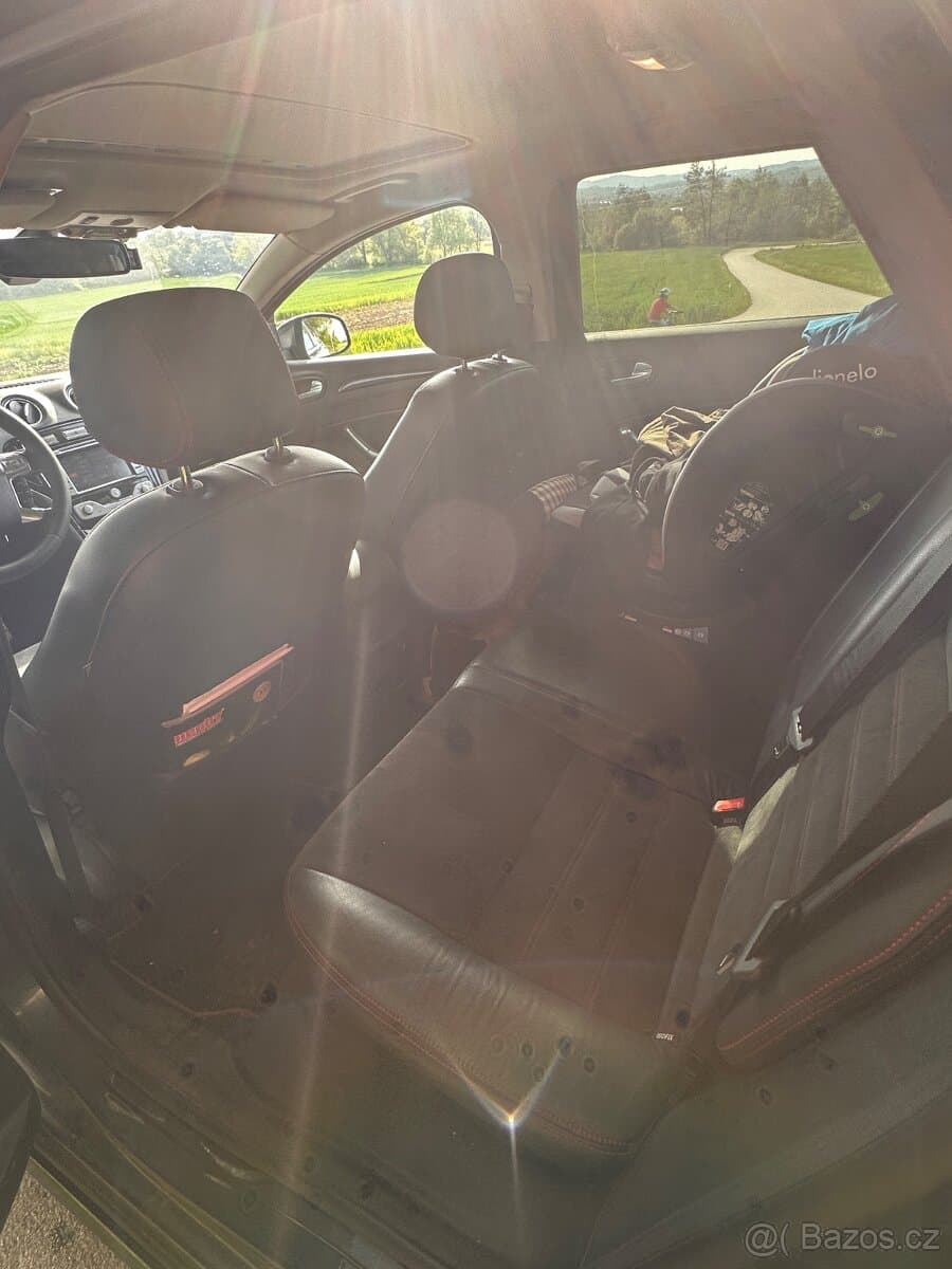 2010 Ford MONDEO - 10